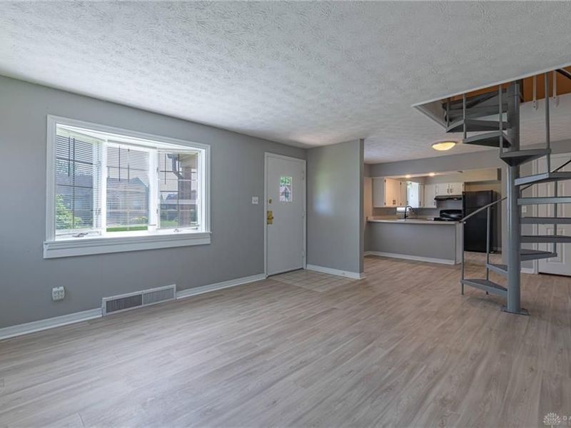 521 Oakview Drive, Dayton, OH 45429 Photo 5