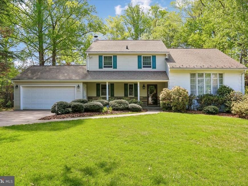 8516 Thornden Terrace, Bethesda, MD 20817 Main Photo