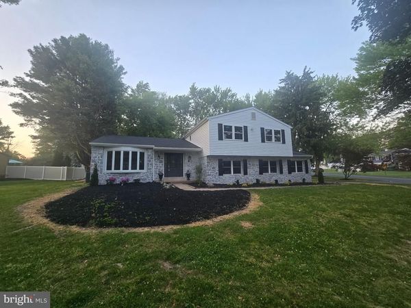 107 CYPRESS CIRCLE, RICHBORO, PA 18954