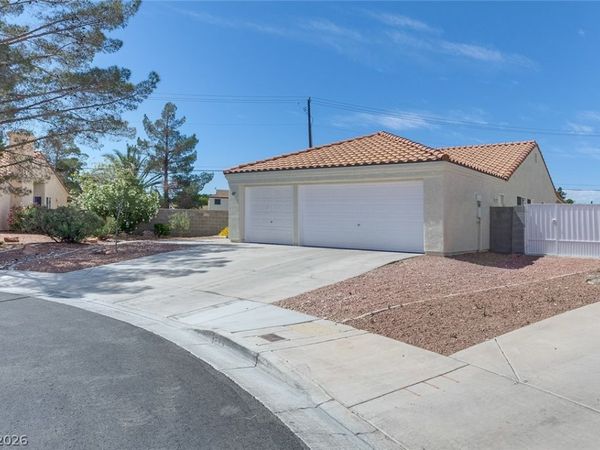 4817 Wind Break Lane , North Las Vegas, NV 89031