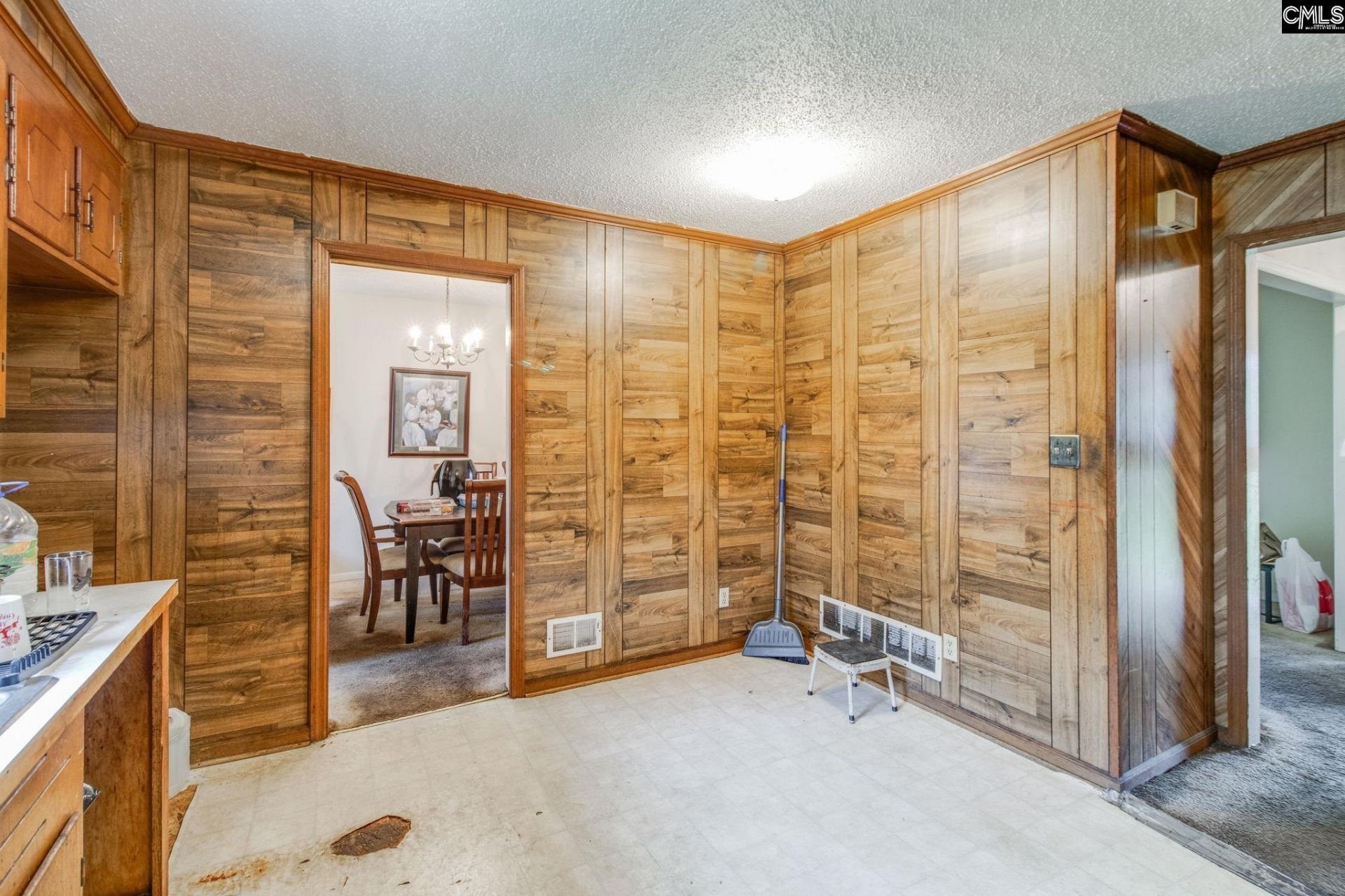 120 Eastwind Road Photo 8