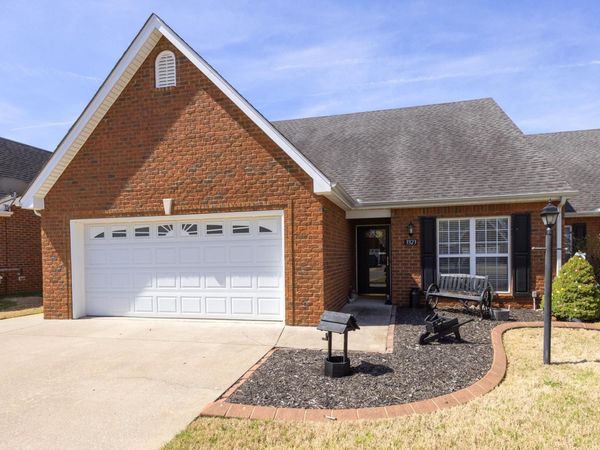 3323 Berryside Dr , Murfreesboro, TN 37128