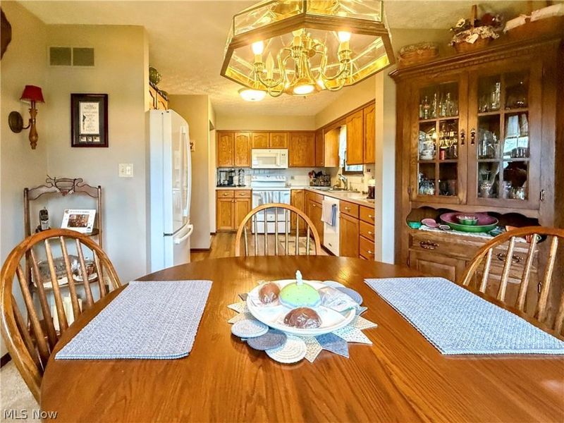3225 Caprice Drive SW, Warren, OH 44481 Photo 13