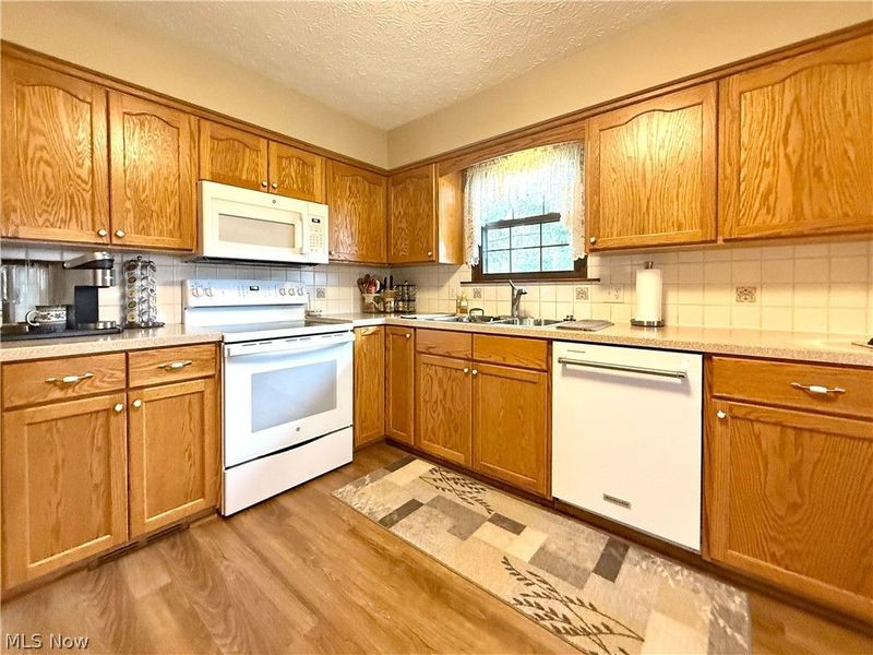 3225 Caprice Drive SW, Warren, OH 44481 Photo 17