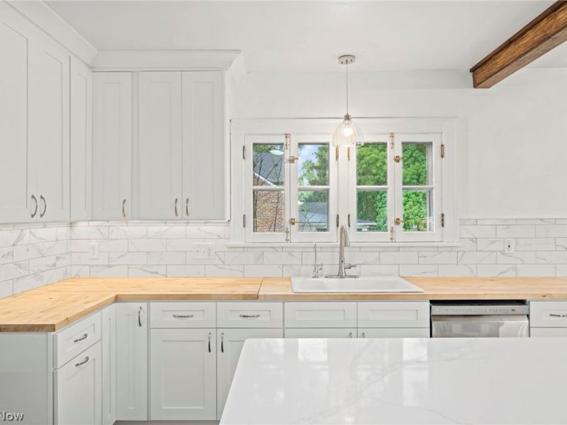 6950 Arlington Street, Brecksville, OH 44141 Photo 8