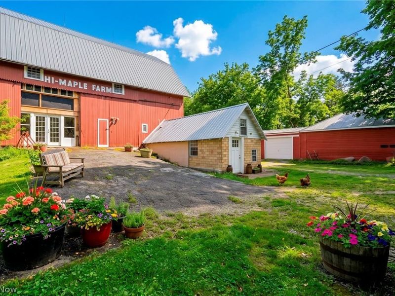 2160 Boston Road, Hinckley, OH 44233 Photo 2