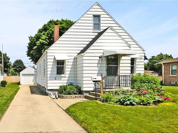 3717 19th AVENUE, Kenosha, WI 53140
