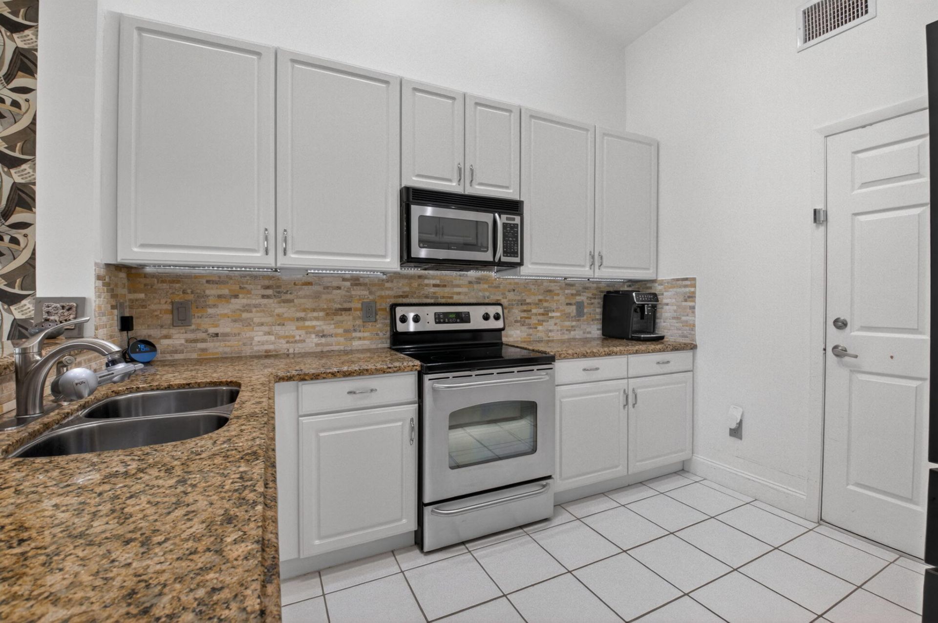 17257 Boca Club Boulevard, Unit Apt 5, Boca Raton, FL 33487 Photo