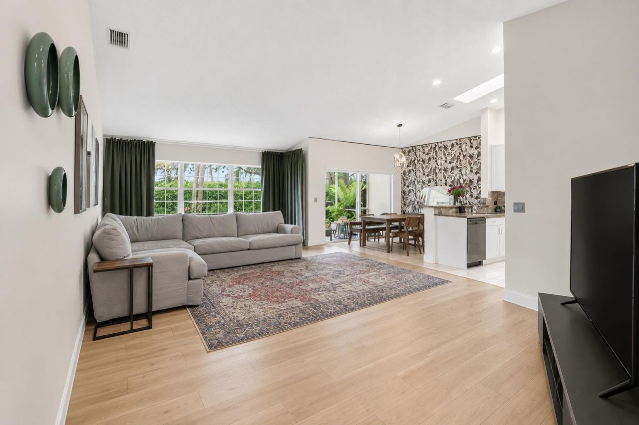 17257 Boca Club Boulevard, Unit Apt 5, Boca Raton, FL 33487 Photo
