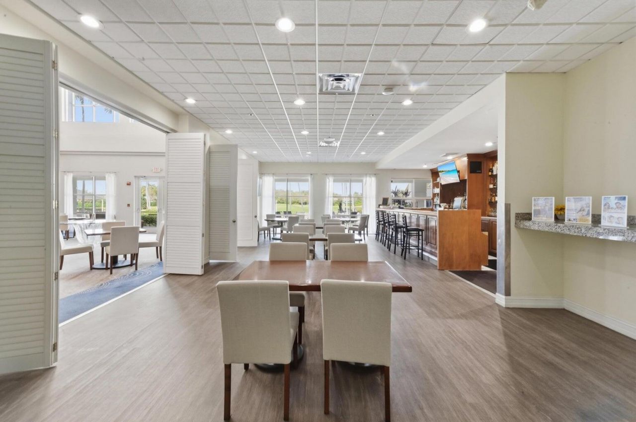 17257 Boca Club Boulevard, Unit Apt 5, Boca Raton, FL 33487 Photo