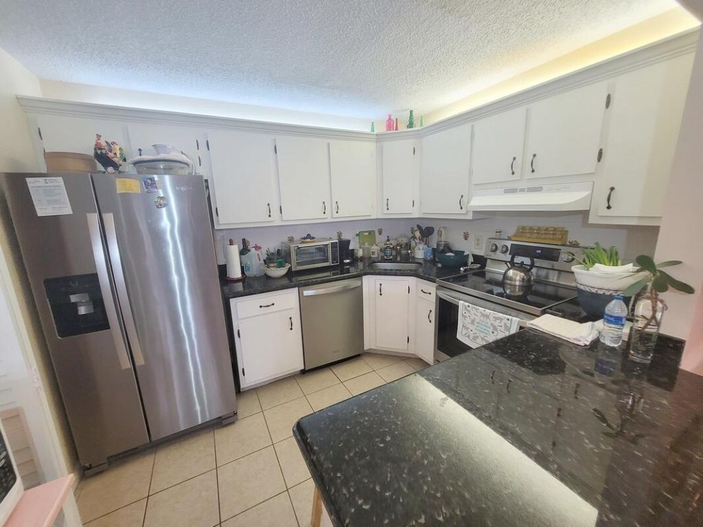 320 Pine Ridge Circle, Greenacres, FL 33463 Photo