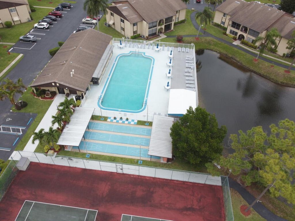 320 Pine Ridge Circle, Greenacres, FL 33463 Photo