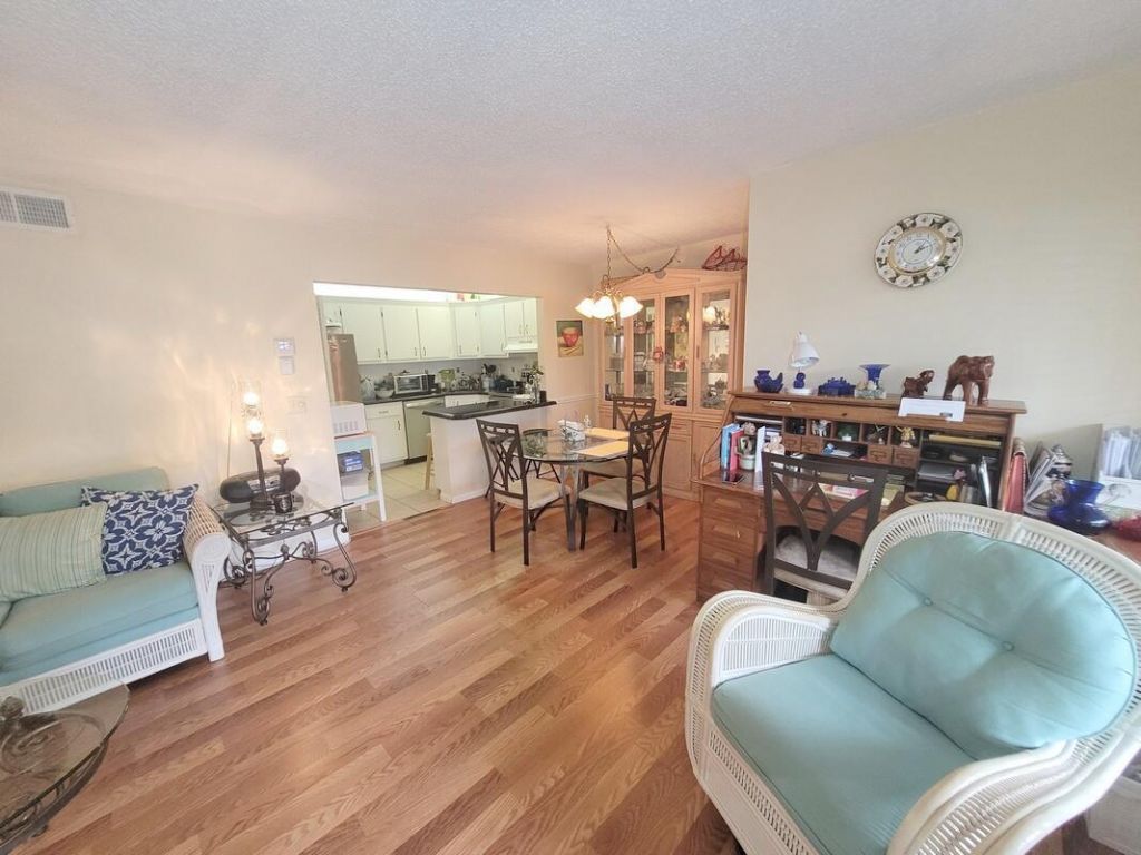 320 Pine Ridge Circle, Greenacres, FL 33463 Photo