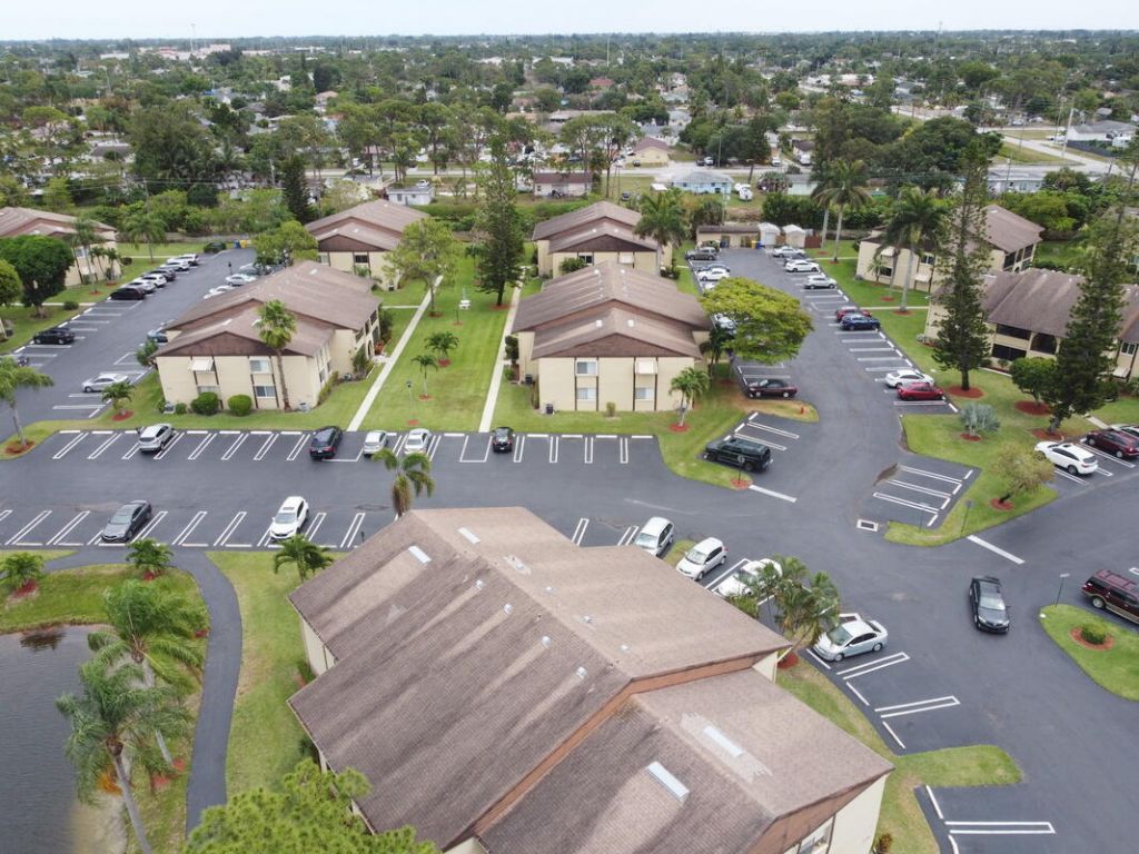 320 Pine Ridge Circle, Greenacres, FL 33463 Photo