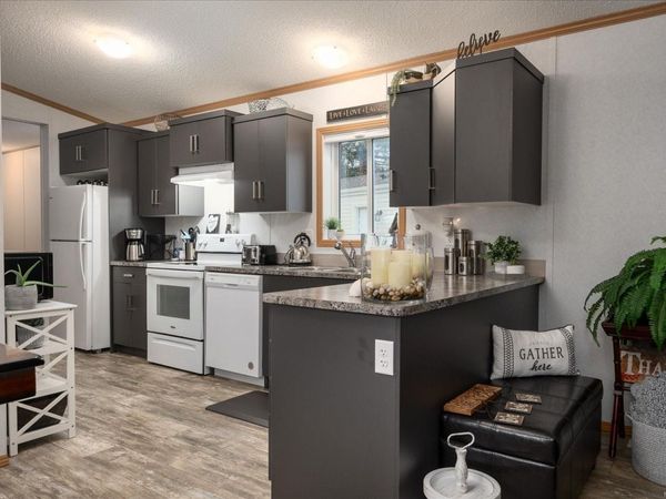 6820 Parklands Pl , Unit 11, Lantzville, BC V0R 2H0