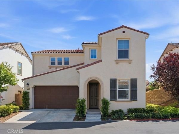 24208 Via Perla, Valencia, CA 91354