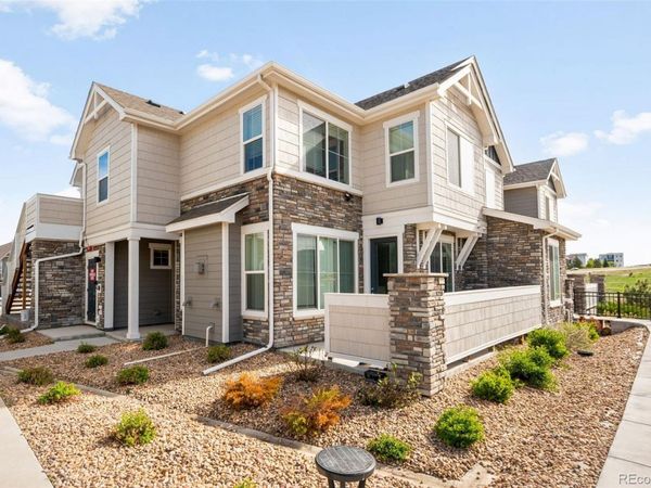 23728 E Ida Drive, Unit B, Aurora, CO 80016