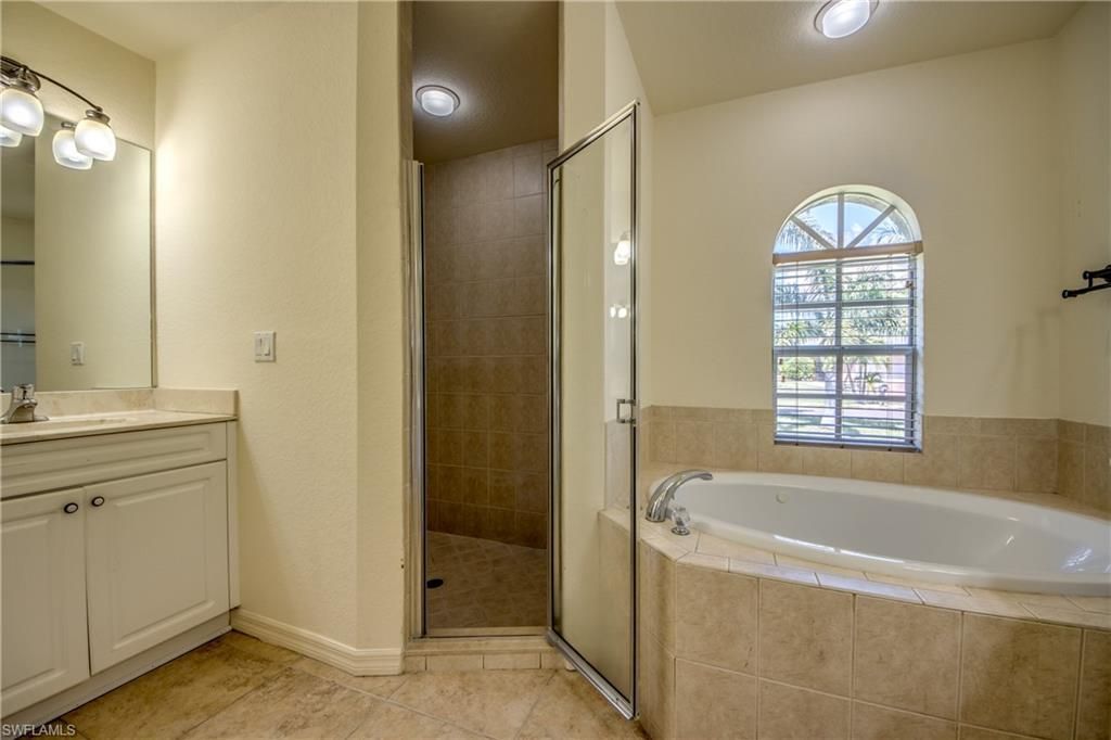 4341 SW 25th Ct, Cape Coral, FL 33914 Photo