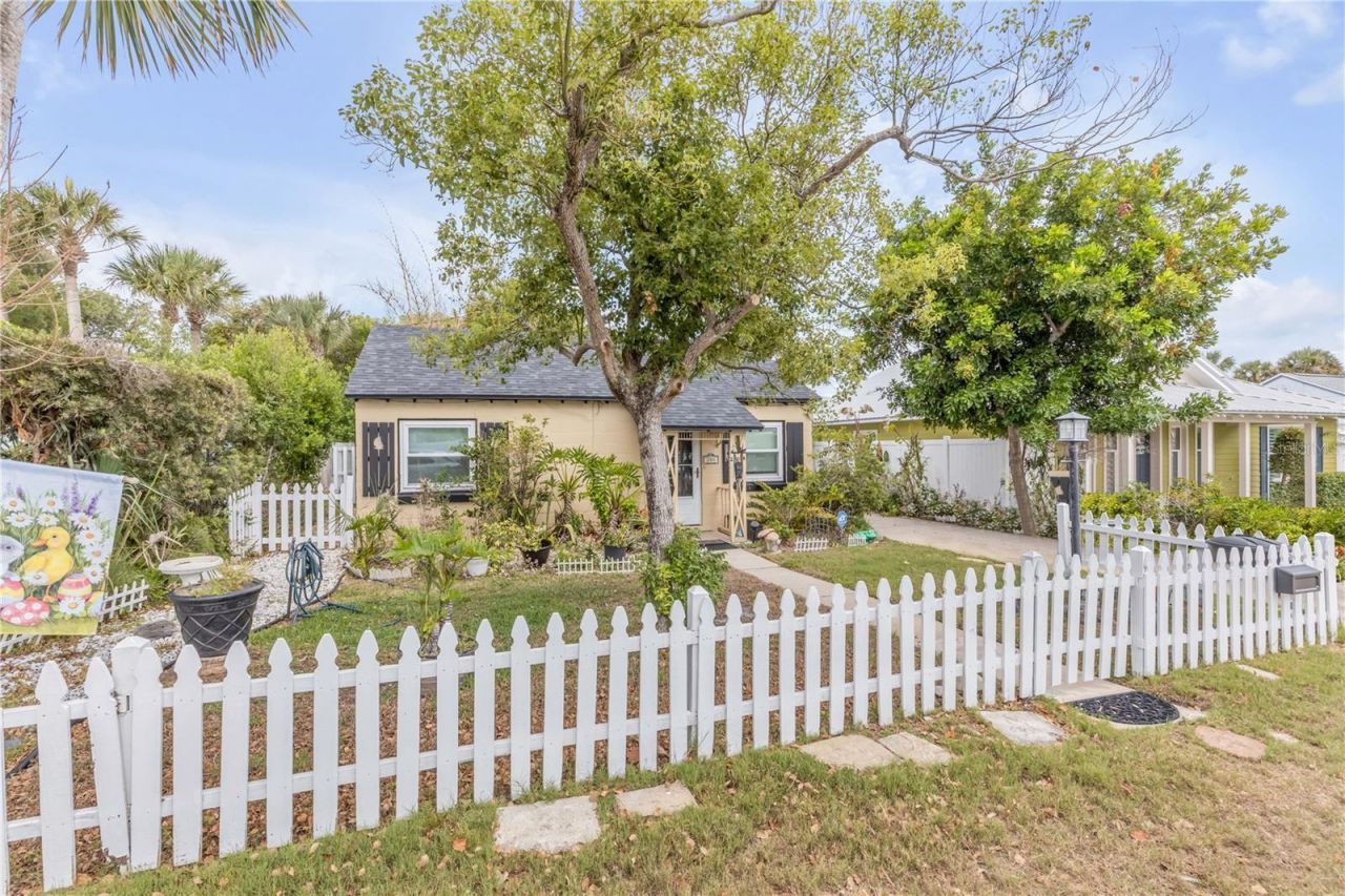 204 Condict Drive , New Smyrna Beach, FL 32169 Photo