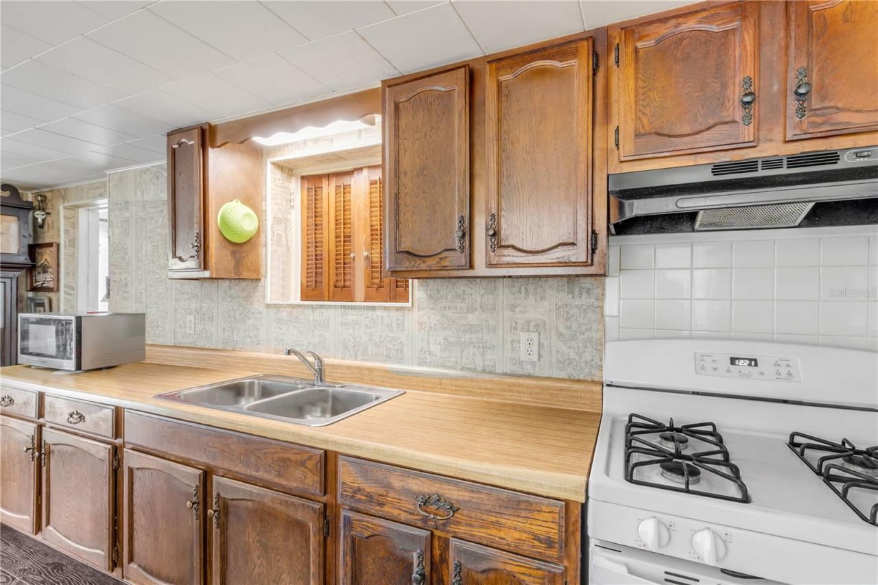 204 Condict Drive , New Smyrna Beach, FL 32169 Photo
