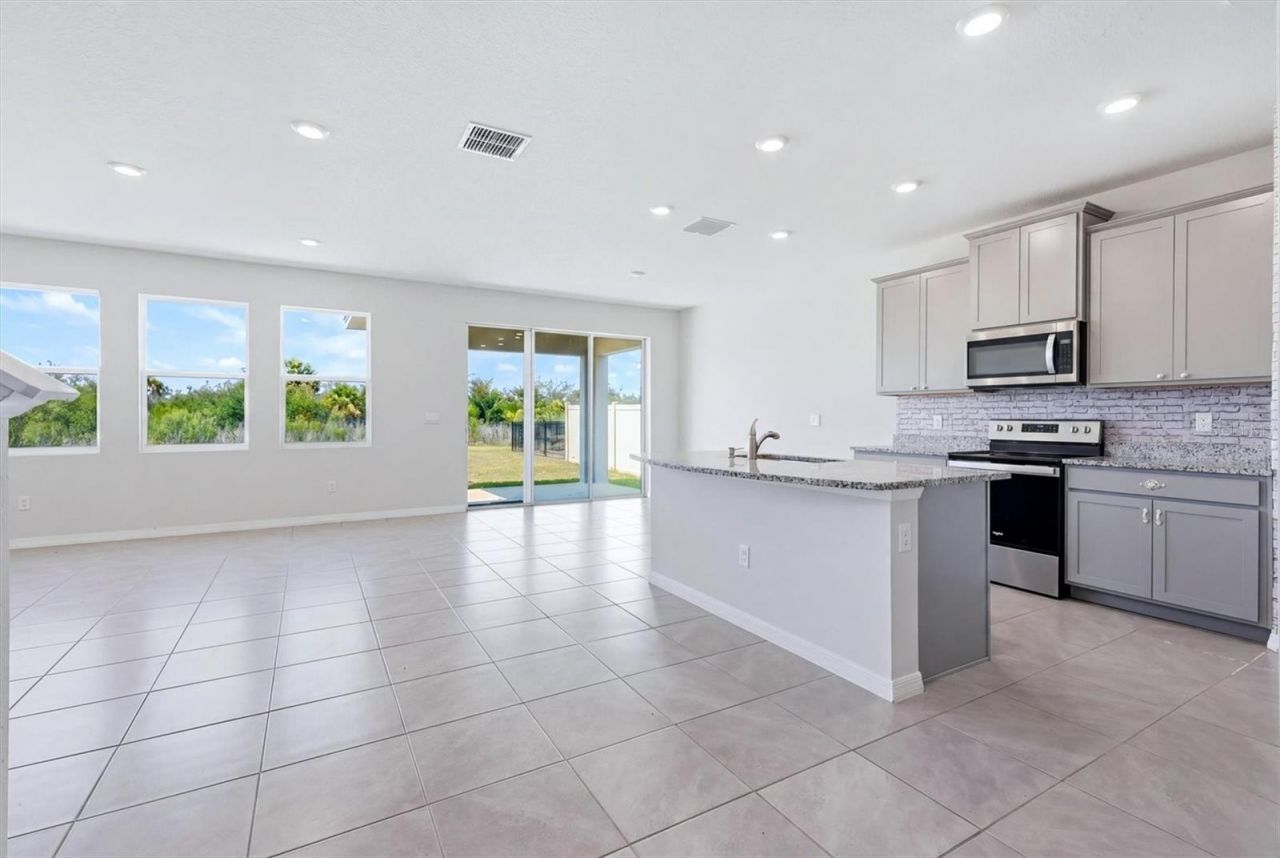 3813 Lively Coral Place, Bradenton, FL 34208 Photo