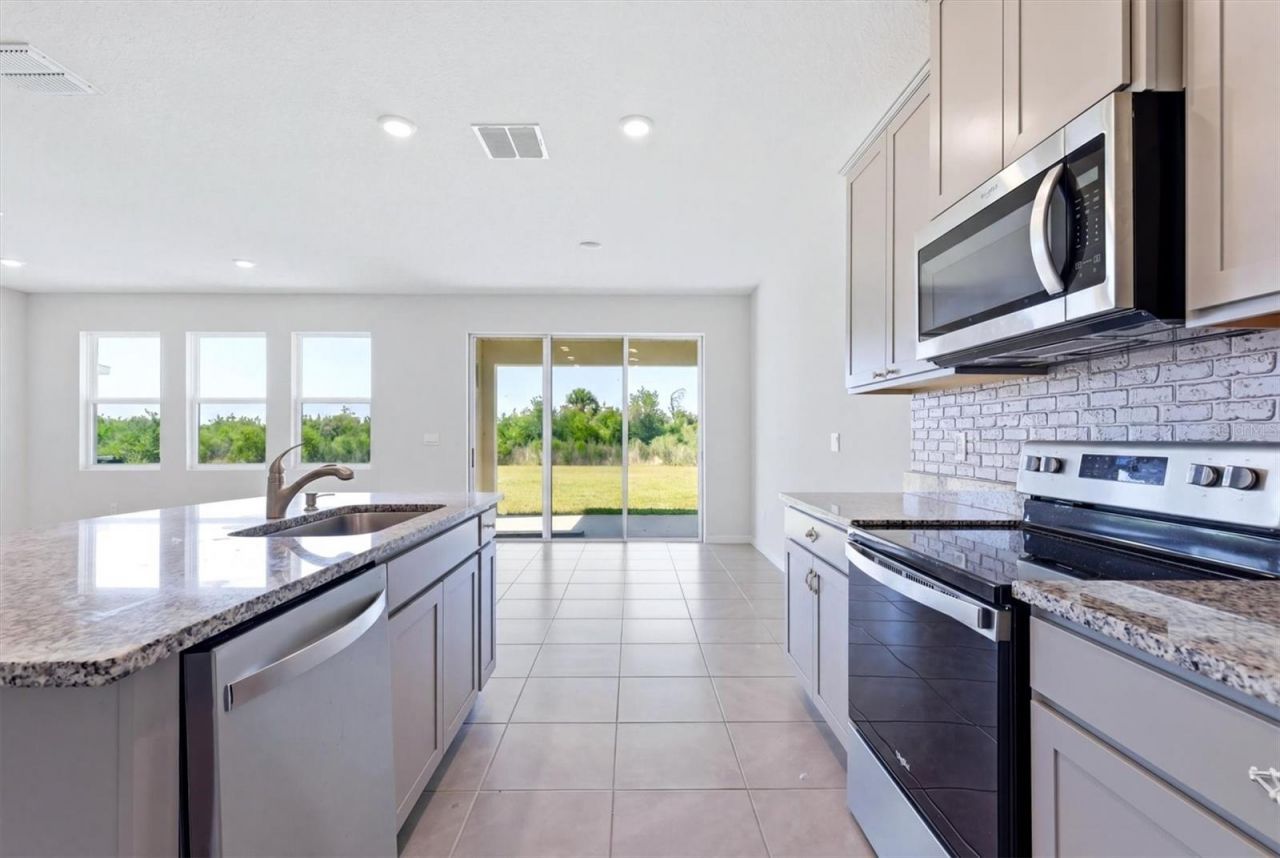 3813 Lively Coral Place, Bradenton, FL 34208 Photo