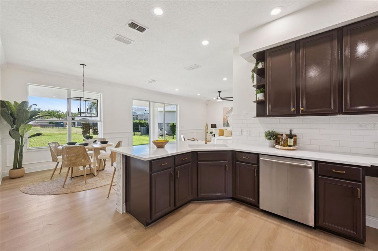 5979 Winchester Isle Rd , Orlando, FL 32829 Photo