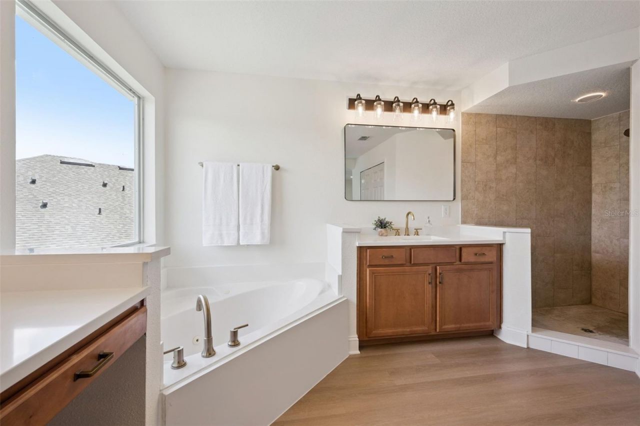 5979 Winchester Isle Rd, Orlando, FL 32829 Photo