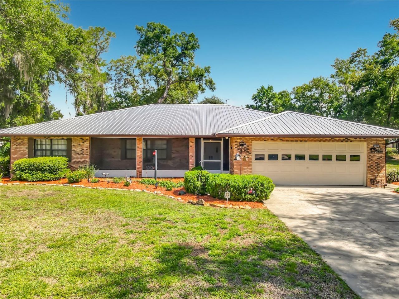 17819 Palm Street, Umatilla, FL 32784 Photo