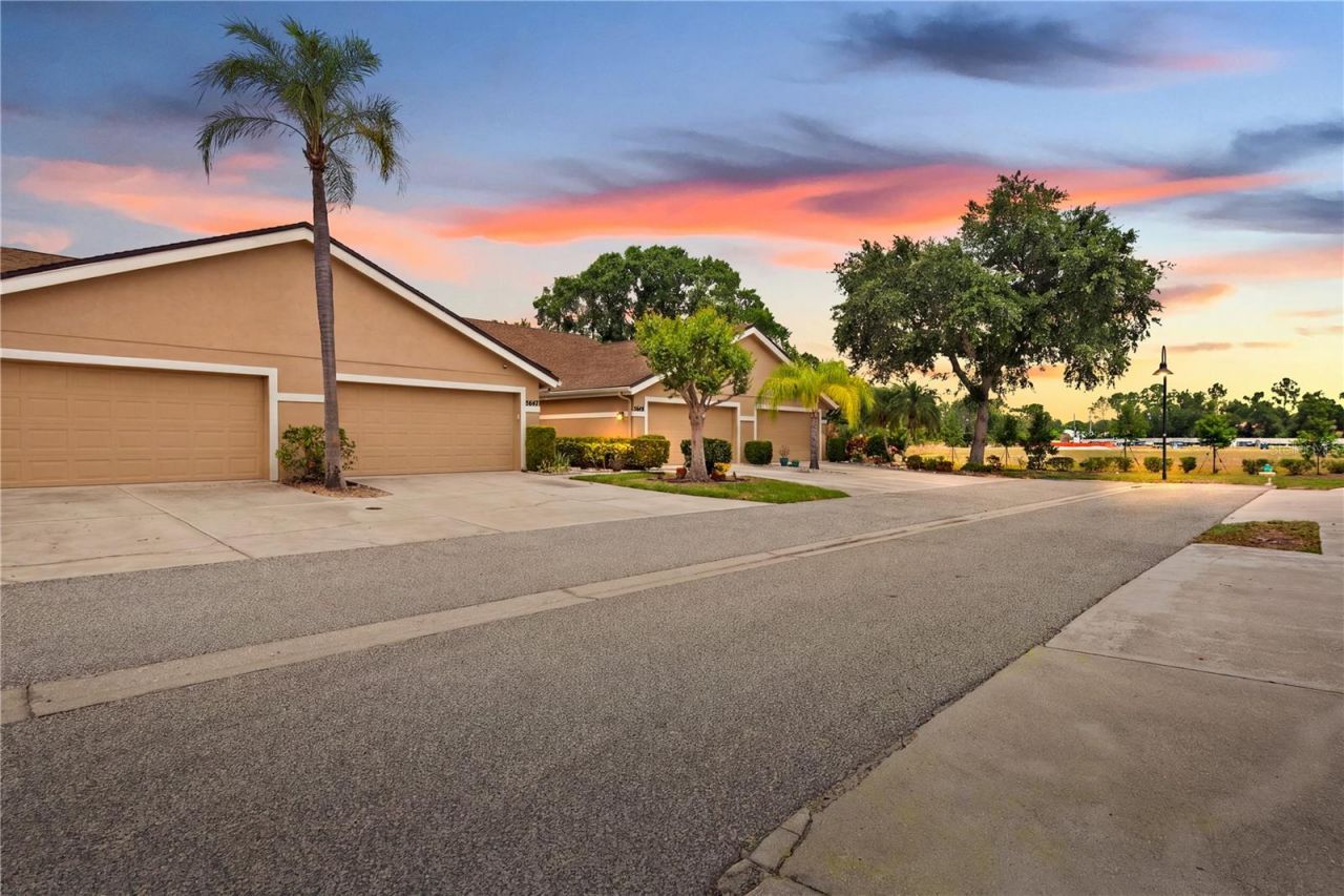 5647 Monte Rosso Road, Sarasota, FL 34243 Photo