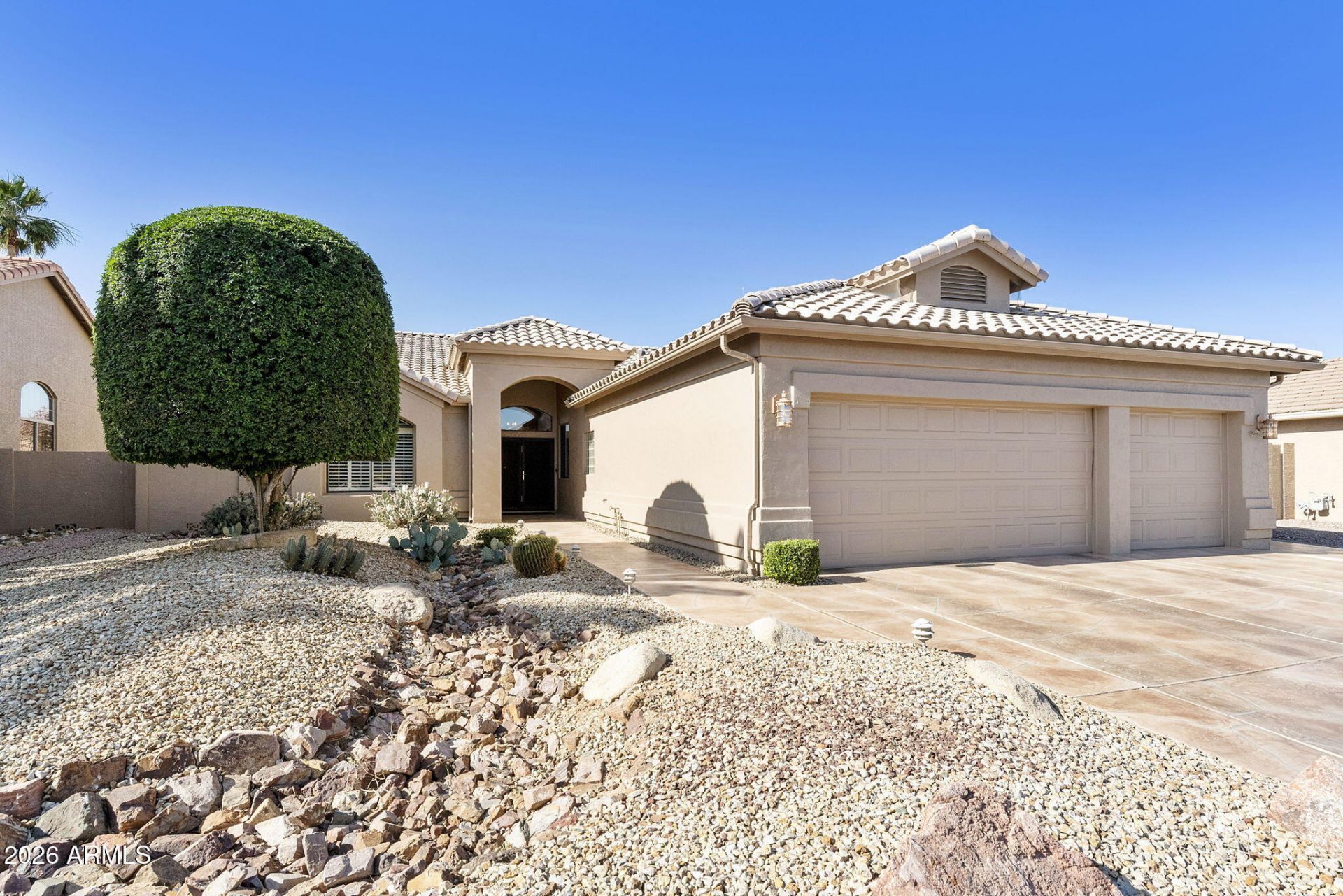 10215 E Arrowvale Drive, Sun Lakes, AZ 85248 Main Photo