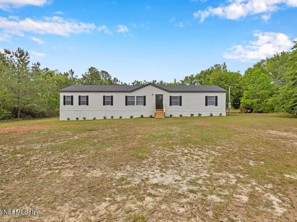 13 TULIP Court, Middleburg, FL 32068
