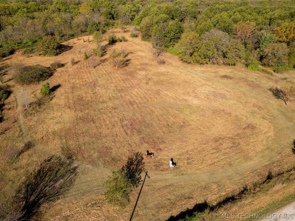 14665 N 210 Road , Okmulgee, OK 74447