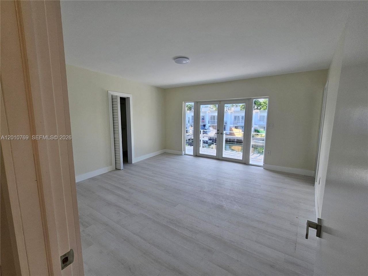 834 Raymond St , Miami Beach, FL 33141 Photo