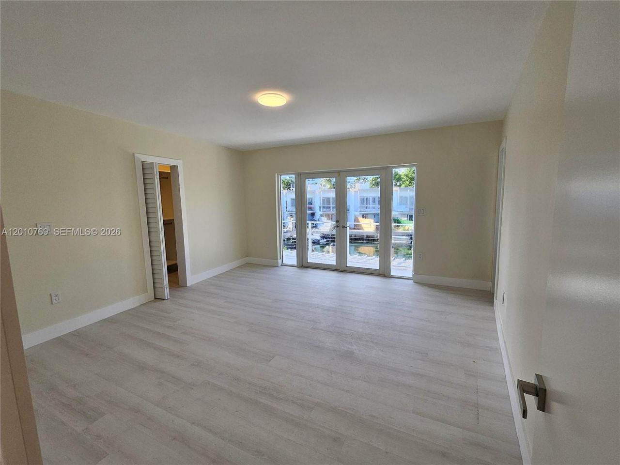 834 Raymond St , Miami Beach, FL 33141 Photo