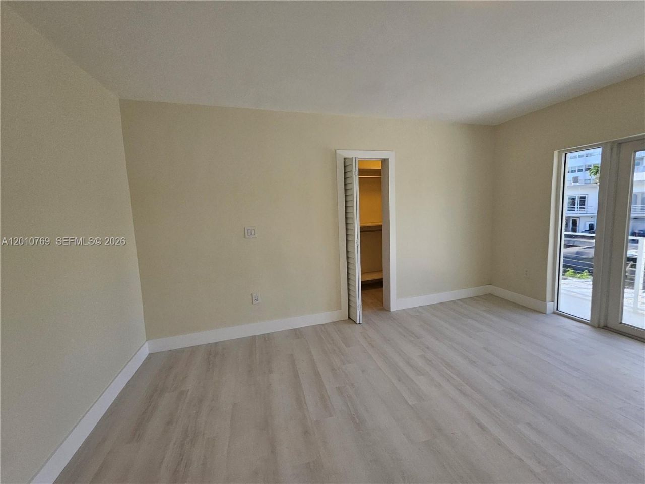 834 Raymond St , Miami Beach, FL 33141 Photo