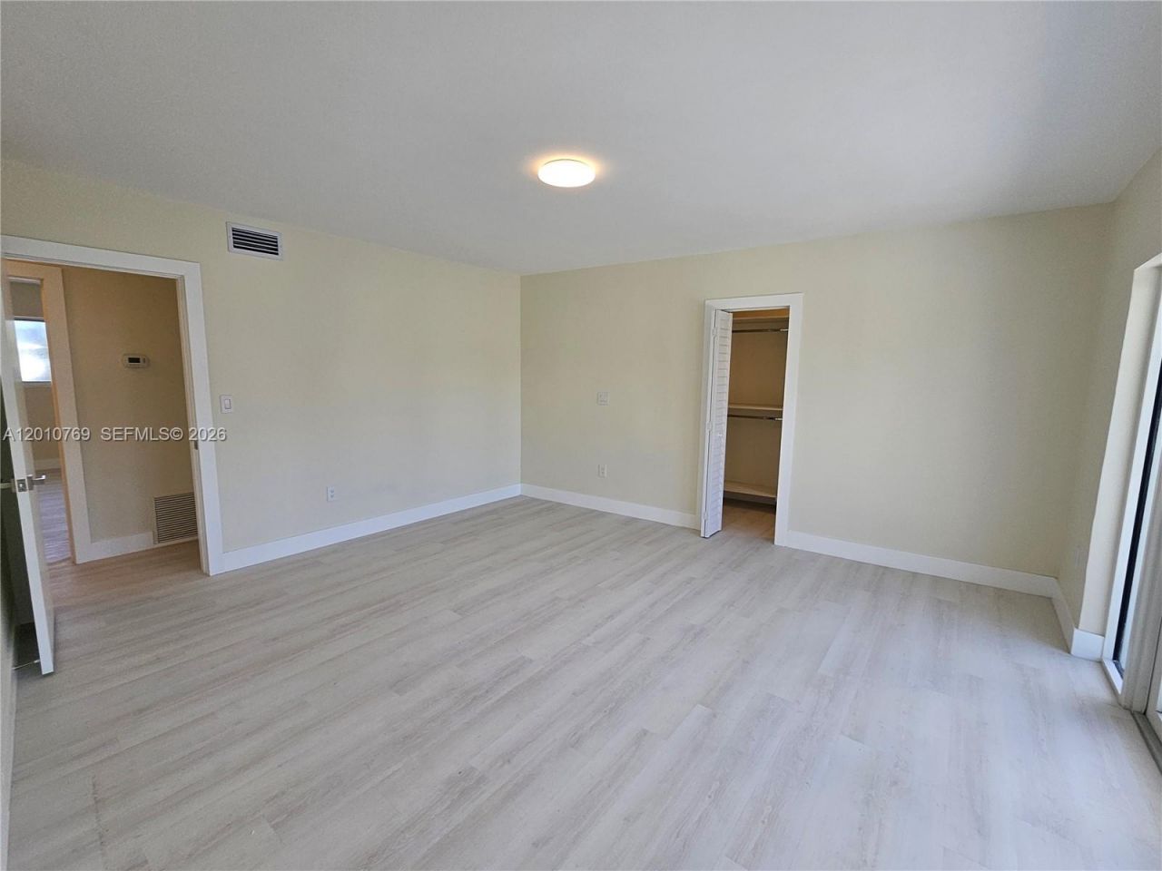 834 Raymond St , Miami Beach, FL 33141 Photo