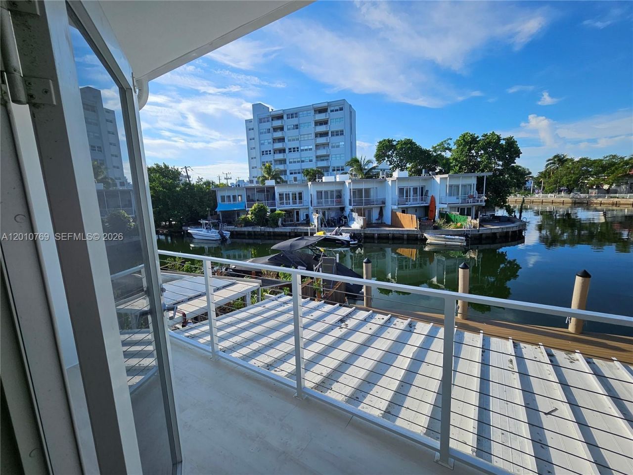 834 Raymond St , Miami Beach, FL 33141 Photo