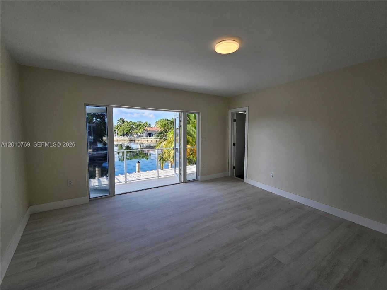834 Raymond St , Miami Beach, FL 33141 Photo