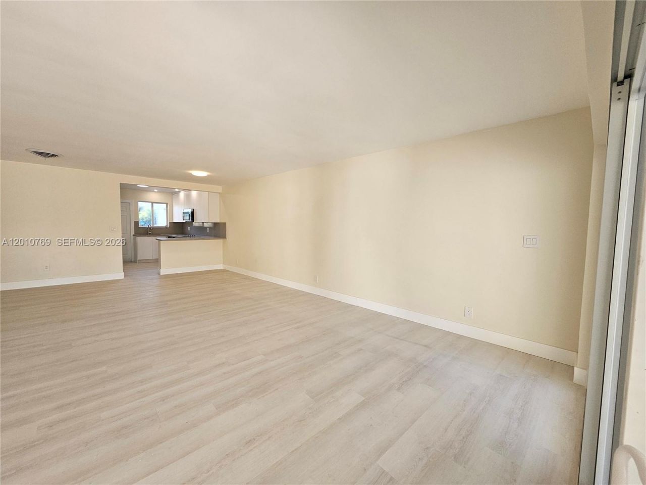 834 Raymond St , Miami Beach, FL 33141 Photo