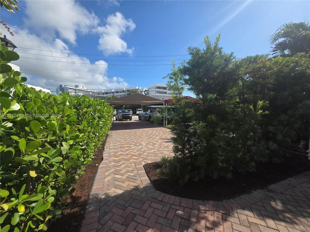 834 Raymond St , Miami Beach, FL 33141 Photo