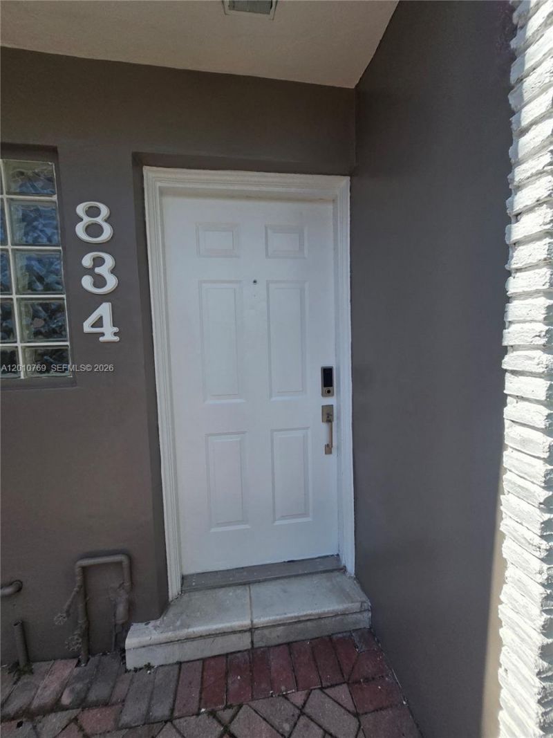 834 Raymond St , Miami Beach, FL 33141 Photo