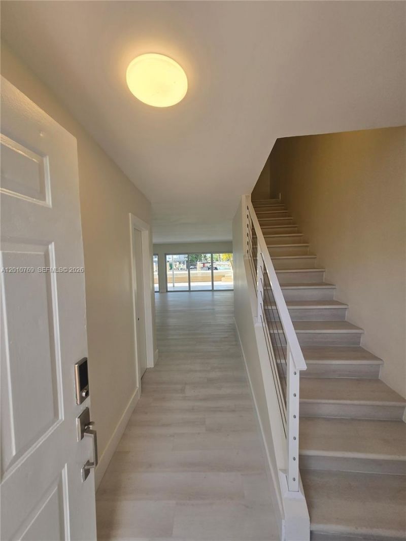 834 Raymond St , Miami Beach, FL 33141 Photo