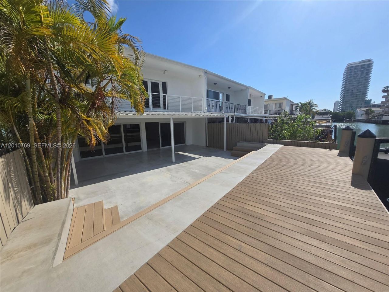 834 Raymond St , Miami Beach, FL 33141 Photo