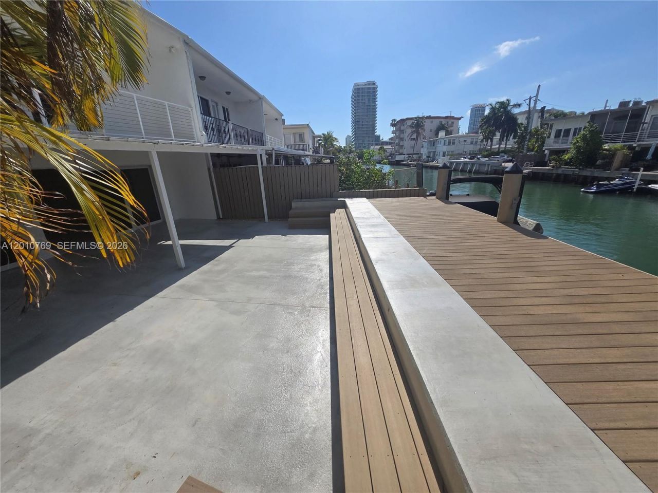 834 Raymond St , Miami Beach, FL 33141 Photo