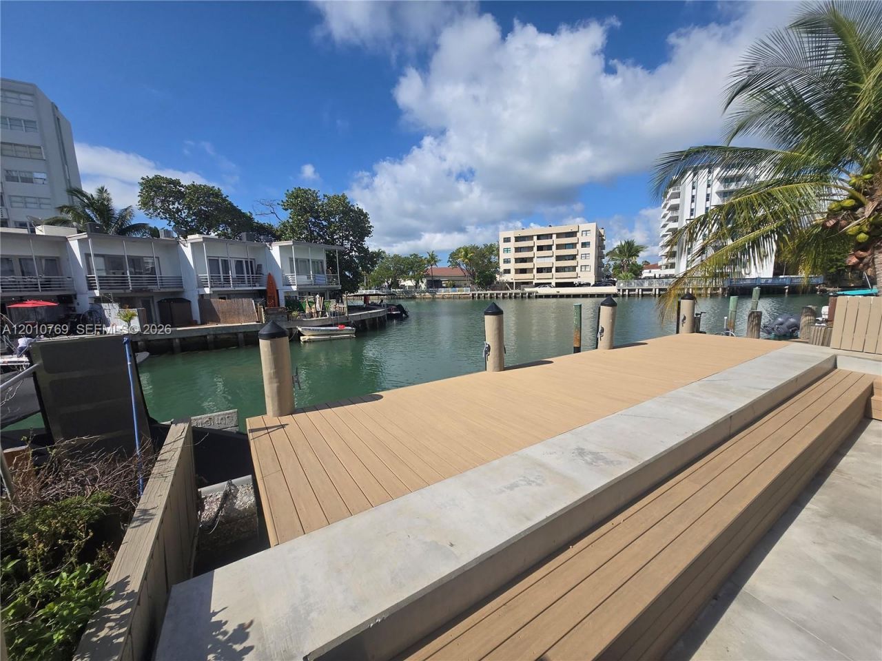 834 Raymond St , Miami Beach, FL 33141 Photo