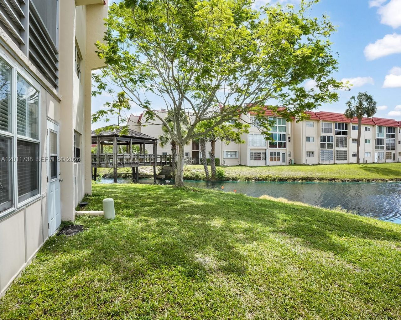 2900 W Sunrise Lakes Dr, Unit 101, Sunrise, FL 33322 Photo