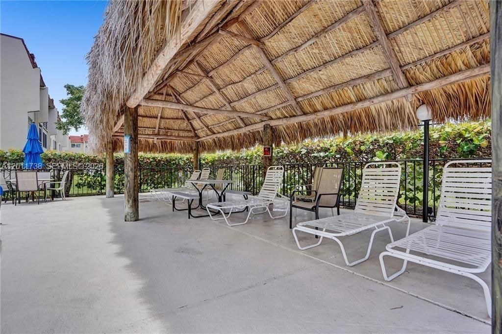 2900 W Sunrise Lakes Dr, Unit 101, Sunrise, FL 33322 Photo