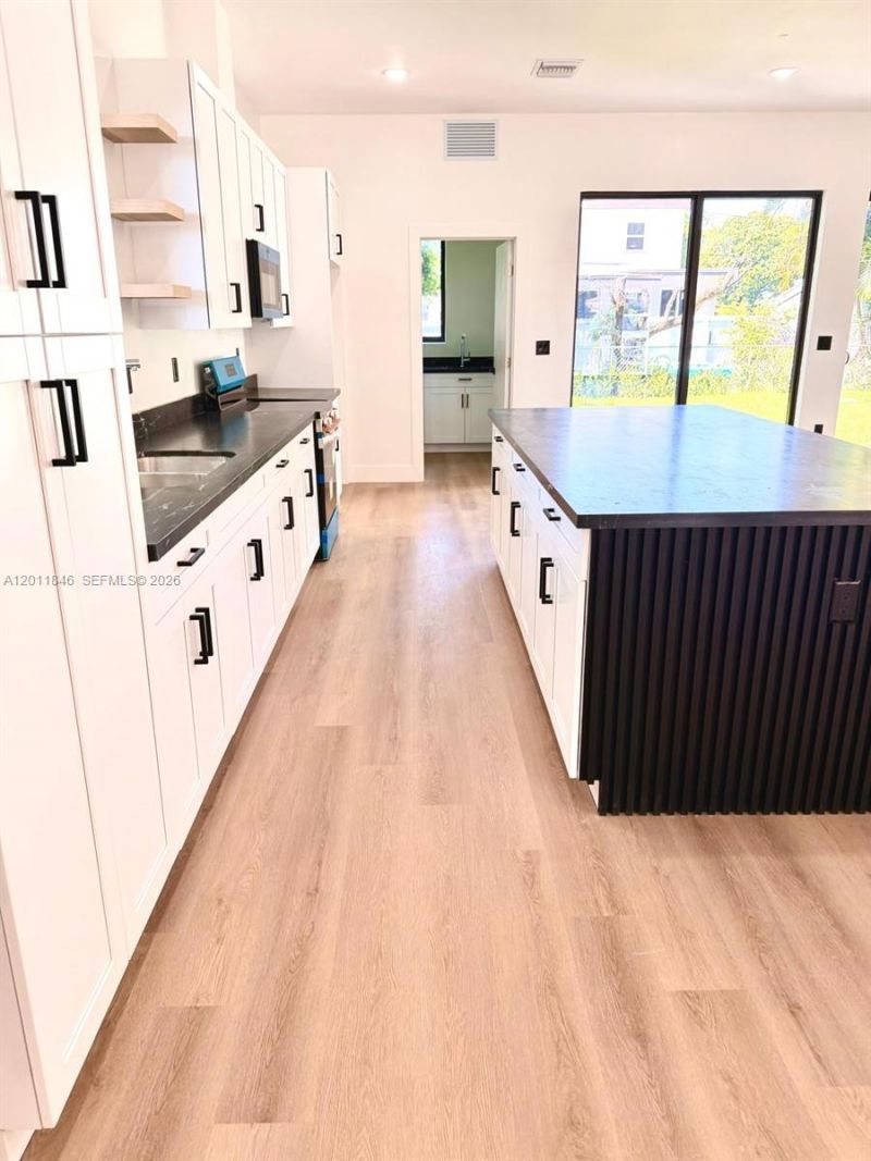 3371 NW 51st St , Unit A&B, Miami, FL 33142 Photo