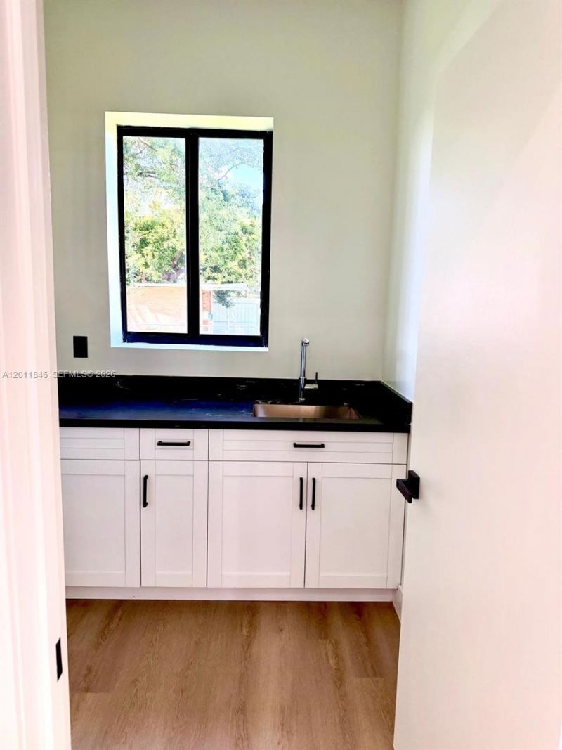3371 NW 51st St , Unit A&B, Miami, FL 33142 Photo